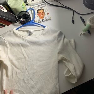 white long sleeve crop top